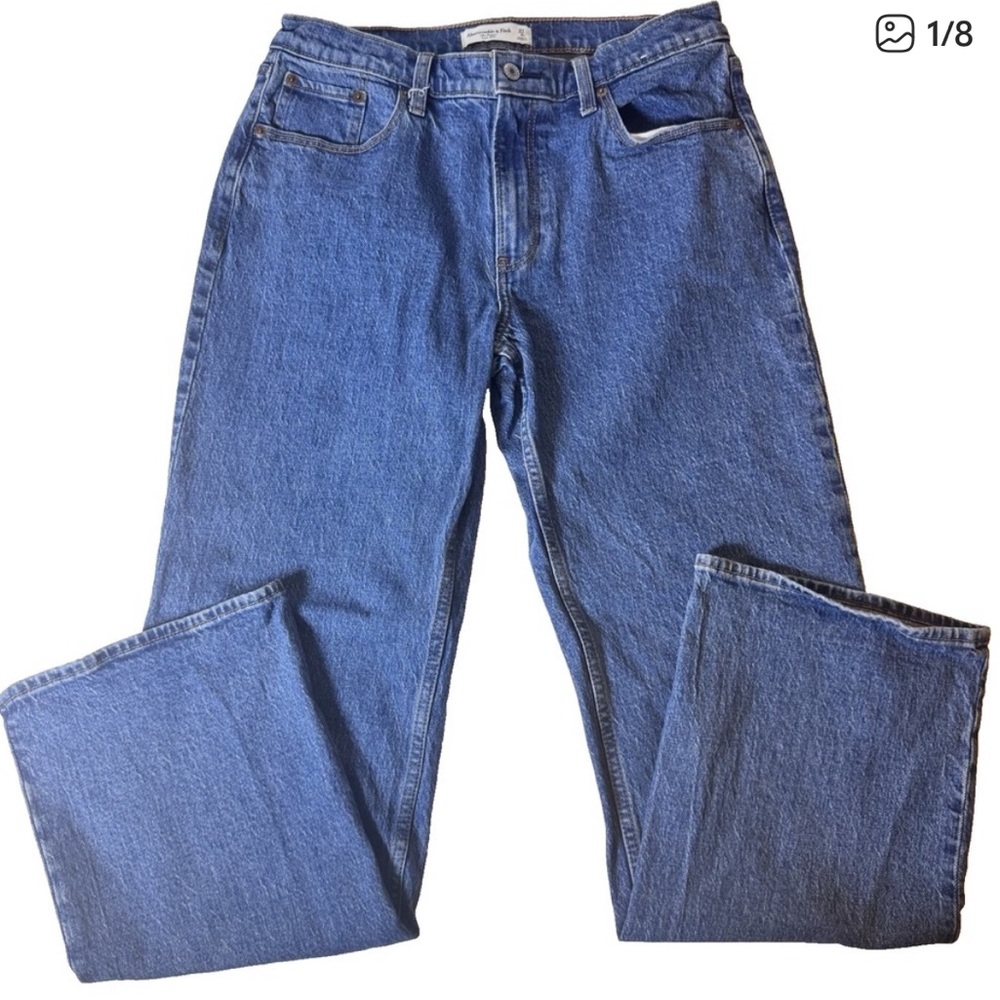 Abercrombie & Fitch The Baggy Low Rise Jeans